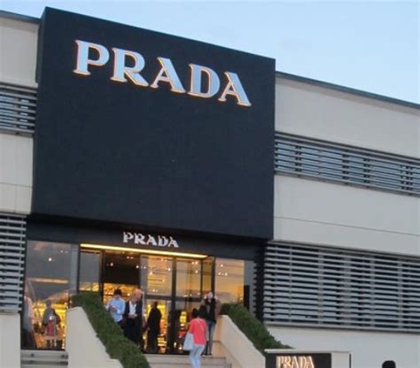 il leccio prada|THE MALL FIRENZE .